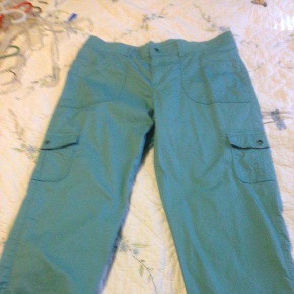 Lee relaxed fit 1889 capris Outlet